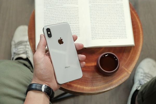 iPhone chống nước