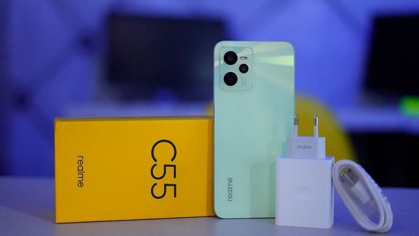 Realme C55 trang bị cáp sạc nhanh 33W